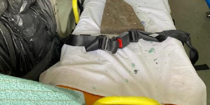 Diyarbakır’da hasta taşıyan ambulansa taşlı saldırı