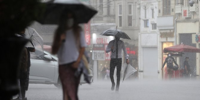 Meteoroloji'den 58 il için uyarı: Gök gürültülü sağanak yağış bekleniyor