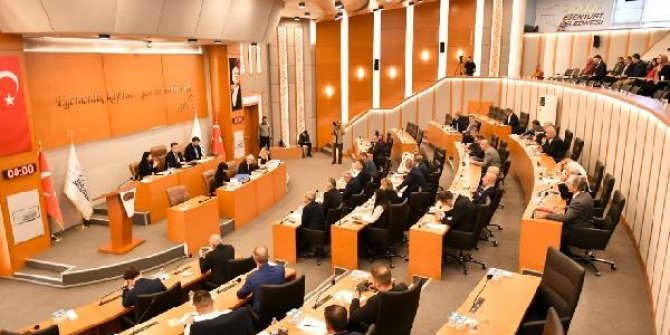 Esenyurt Belediye Meclisinde LGBT tartışması