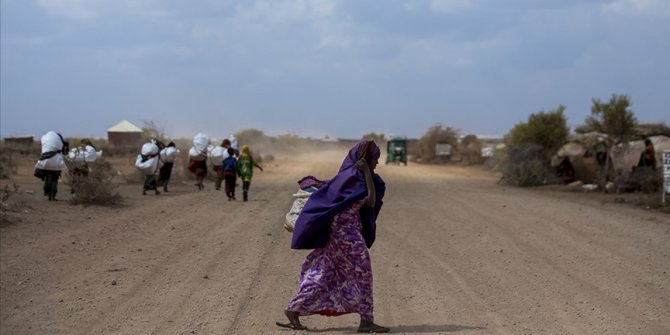 Somali uzun süren kuraklık nedeniyle kıtlık endişesi içinde