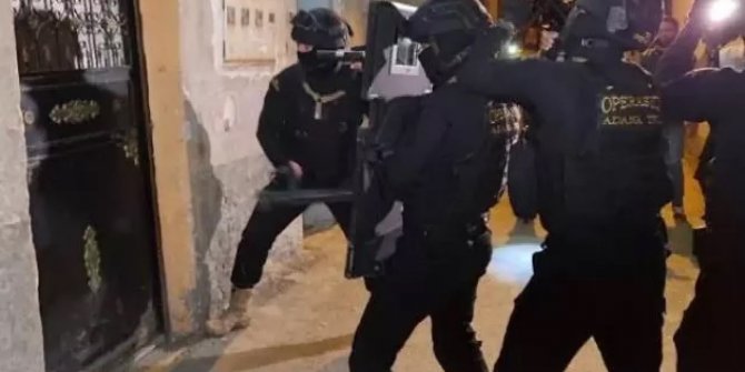 Ankara ve Adana'da DEAŞ operasyonu: Çok sayıda gözaltı var
