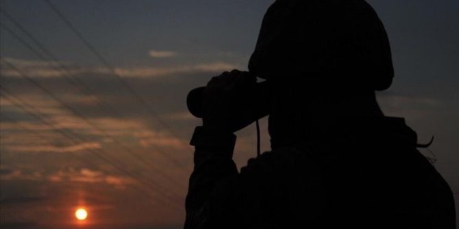 Bölücü terör örgütünden kaçan 3 terörist teslim oldu