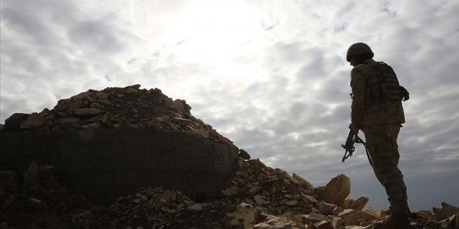 PKK'dan kaçan 3 terörist teslim oldu