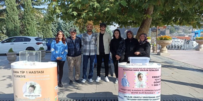 Hacı Bayram Veli Cami avlusunda SMA hastası çocuklar için bağış toplanıyor