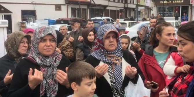 Bilecik'te umre yolcuları kutsal topraklara uğurlandı
