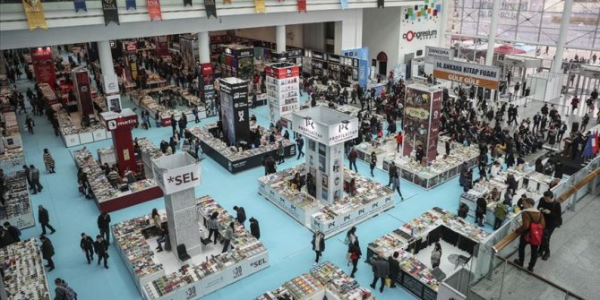 18. Ankara Kitap Fuarı, kapılarını ziyaretçilere açtı