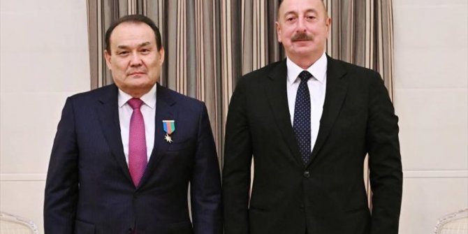 İlham Aliyev'den Türk Devletleri Teşkilatı Genel Sekreteri Amreyev'e "Dostluk Nişanı"