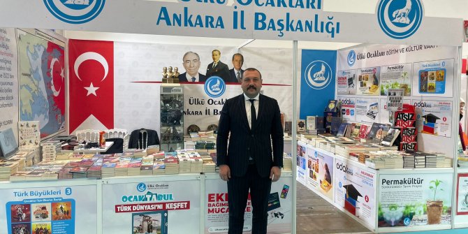 Ankara Kitap Fuarı'nda Ülkü Ocakları standını açtı