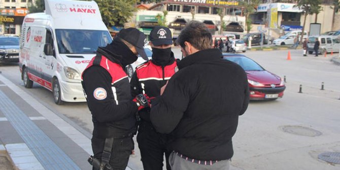 81 ilde eş zamanlı uygulama: 52 gözaltı