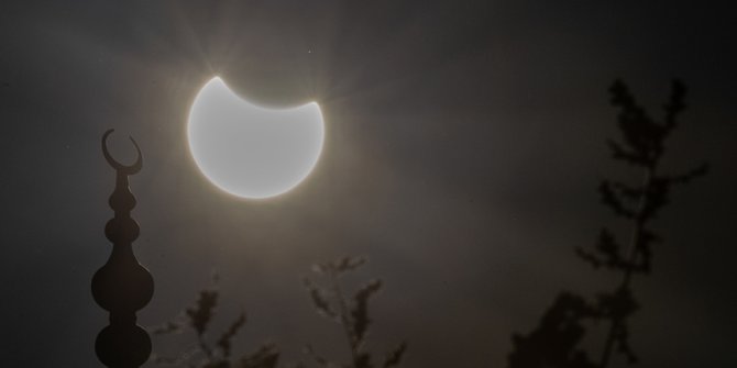 Parçalı Güneş tutulması Türkiye'den gözlemlendi