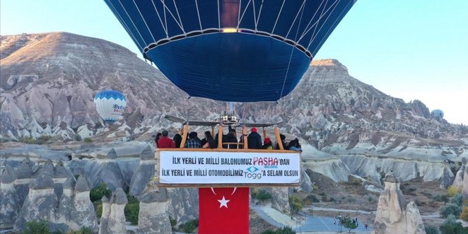 Yerli sıcak hava balonu, TOGG'u kutlamak için uçtu