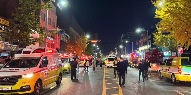 Güney Kore'de Cadılar Bayramı kutlamalarındaki izdihamda ölenlerin sayısı 153'e yükseldi