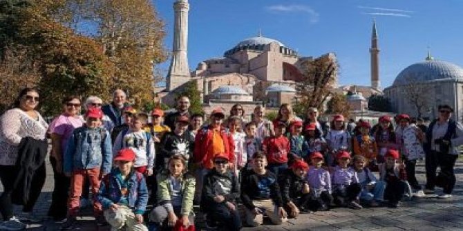 Karaşar Derneği’nin eğitime destek çalışmalarının süreceği belirtildi