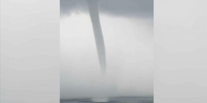 Alanya'da denizde hortum oluştu