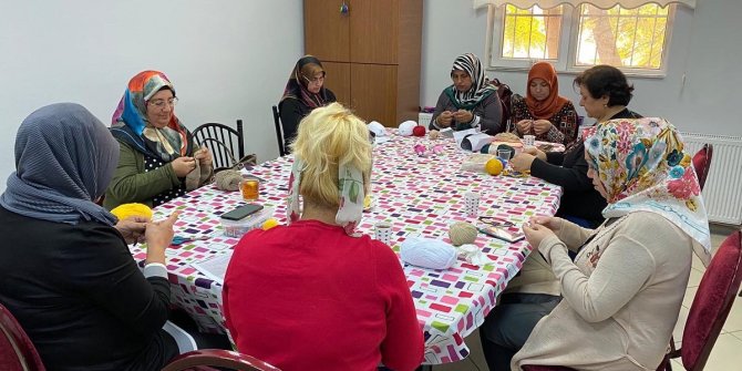 Sincan Belediyesi’nin düzenlediği örgü bebek yapım kursu yoğun ilgi gördü