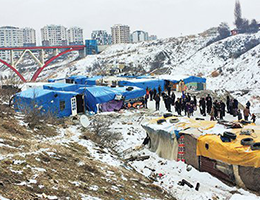 Suriyeliler Çadırlardan Çıkarıldı