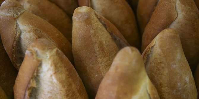 Türkiye Fırıncılar Federasyonu Başkanı Balcı ekmek fiyatında değişiklik öngörülmediğini bildirdi