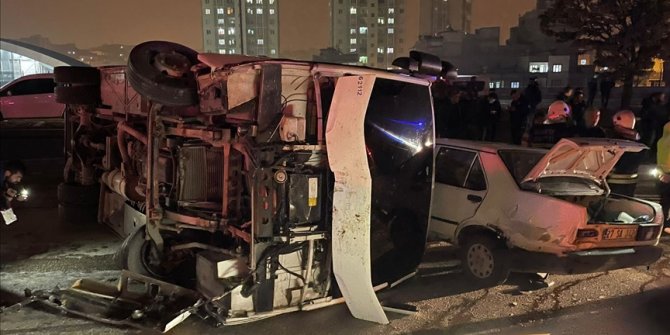 Gaziantep'te devrilen polis midibüsündeki 5 memur yaralandı