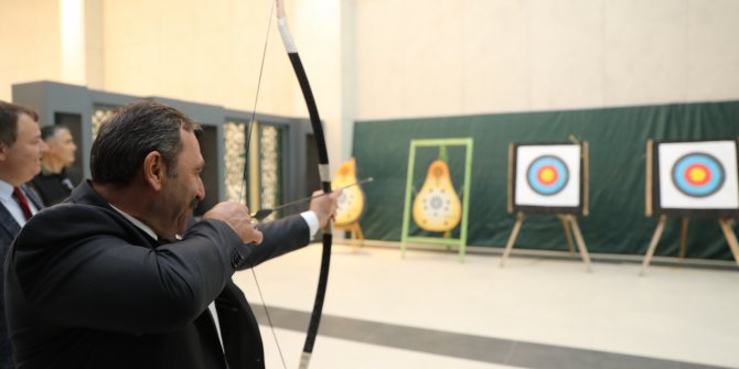 Okçuluk Şöleni’nde Demirel ‘Ya Hak’ dedi