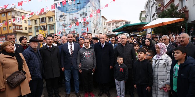 Keçiören Kanuni Mahallesi’ne inşa edilen yeni nesil semt pazarının temeli atıldı