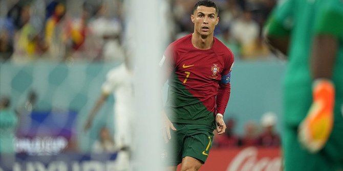 Ronaldolu Portekiz son 16 için Uruguay karşısında