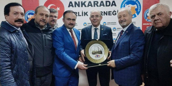 Prof. Dr. Mevlüt Karakaya Ankara'da Birlik Sohbetleri'ne katıldı