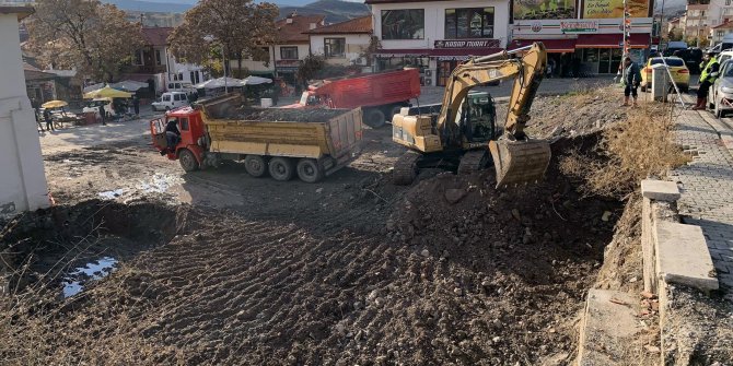 Yıkılan binanın bulunduğu bölgede çevre düzenlemesi