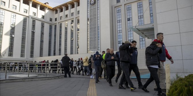 Devre mülk dolandırıcılık operasyonunda gözaltına alınan 45 şüpheli adliyede