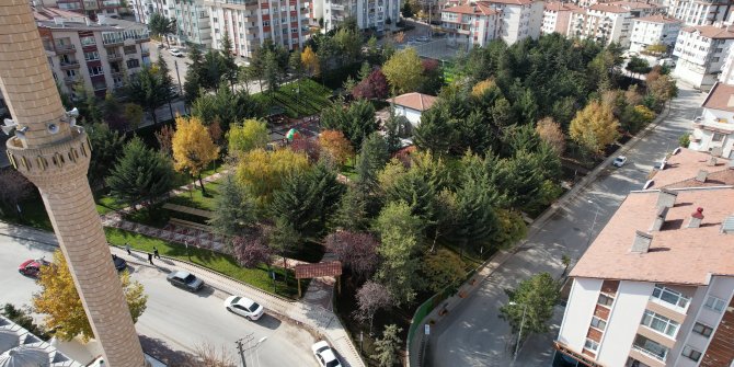 Pursaklar Belediyesi tarafından A’dan Z'ye yenilenen Fatih Parkı yeni bir görünüme kavuştu