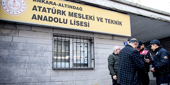 Başkentteki okullar polis ekipleri tarafından denetlendi