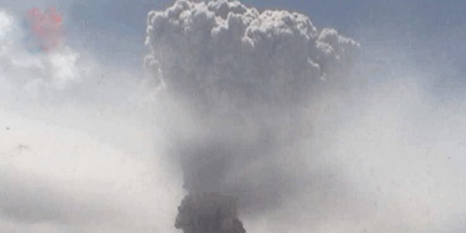 Şili’de Lascar yanardağında patlama