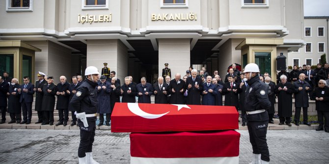 Eski İçişleri Bakanı Cahit Bayar toprağa verildi