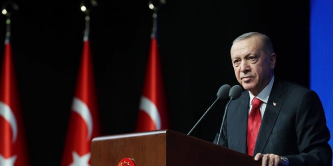 Cumhurbaşkanı Erdoğan 2023 yılı kredi ve burs miktarlarını açıkladı