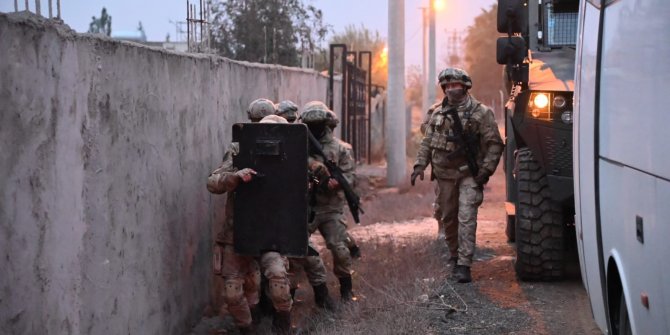 Şanlıurfa’da Kökünü Kurutma Operasyonu: 182 gözaltı