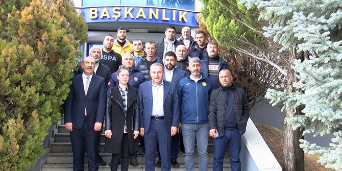 Ankaragücü Başkanı tribün liderleriyle toplantı yaptı