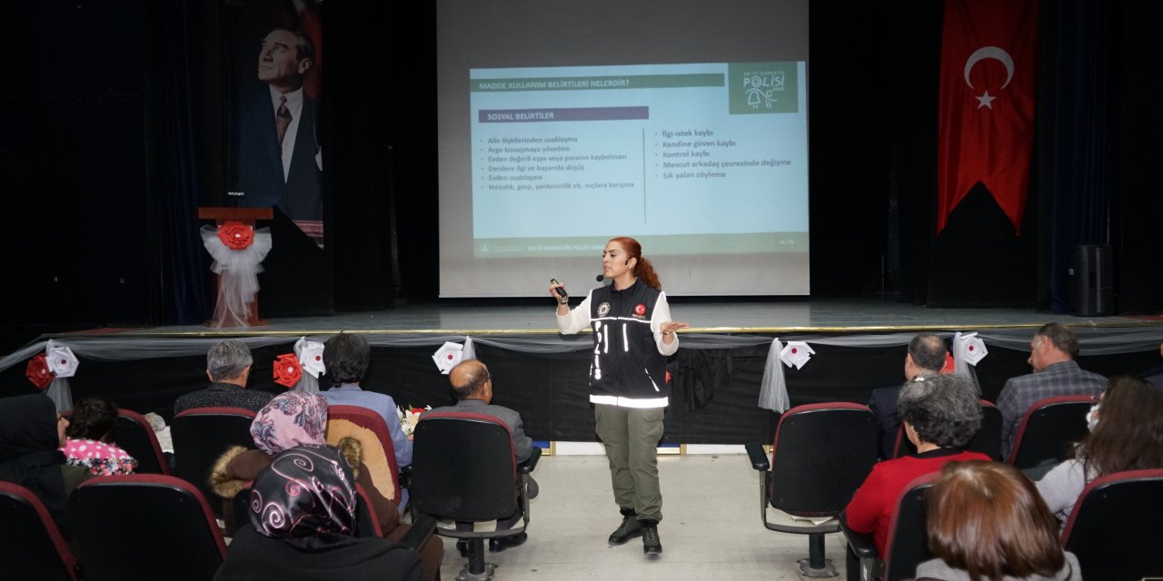 Polatlı’da annelere ‘En İyi Narkotik Polisi Anne’ semineri düzenlendi