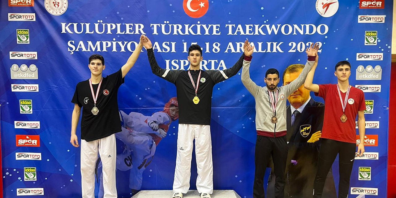 Taekwondo Şampiyonası’nda Mamak Belediyesi sporcusu şampiyon oldu