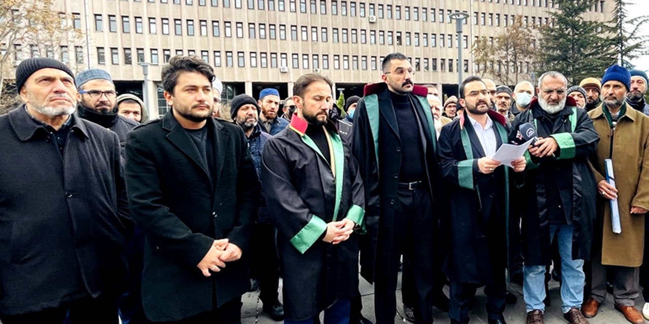 Hz Muhammed’e hakaret eden öğretim görevlisi için ceza talebi