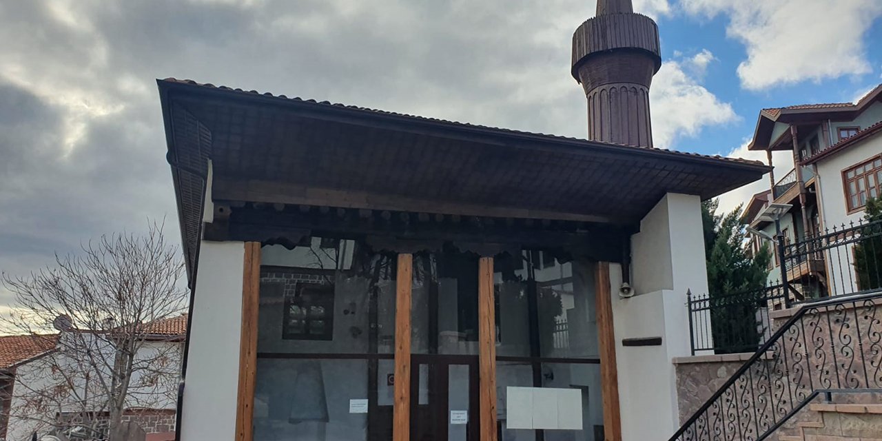 Hamamarkası’nın en şirin ibadethanesi: Hacı Ayvaz Camii