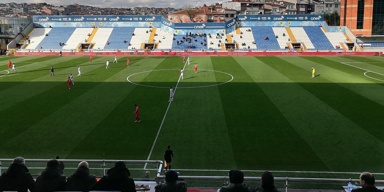 Ümraniyespor kupada Kasımpaşa’yı 2-1’le geçti