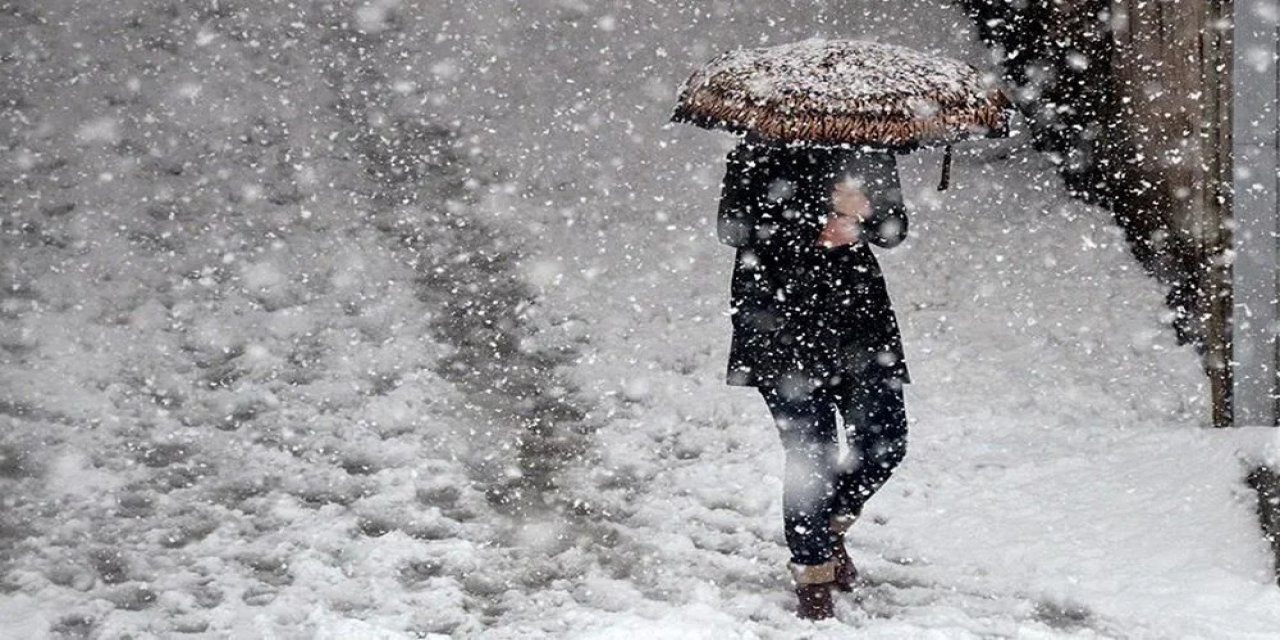 Kuvvetli kar yağışı için saat verildi: Meteoroloji il il duyurdu