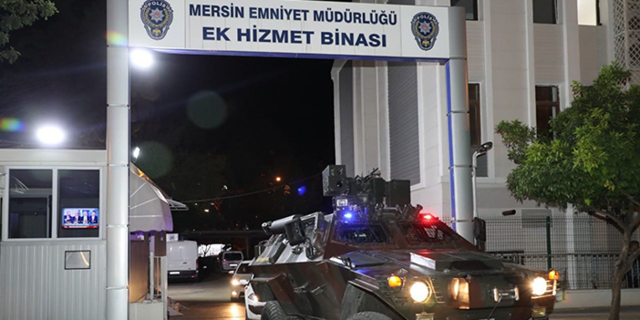 Mersin’de kaçakçılık ve silah şebekelerine operasyon