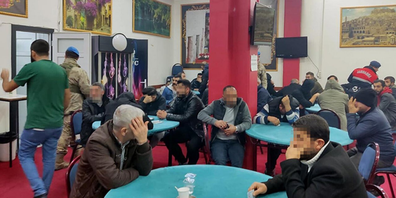 İzmir’de tombala oynayan 89 kişiye para cezası