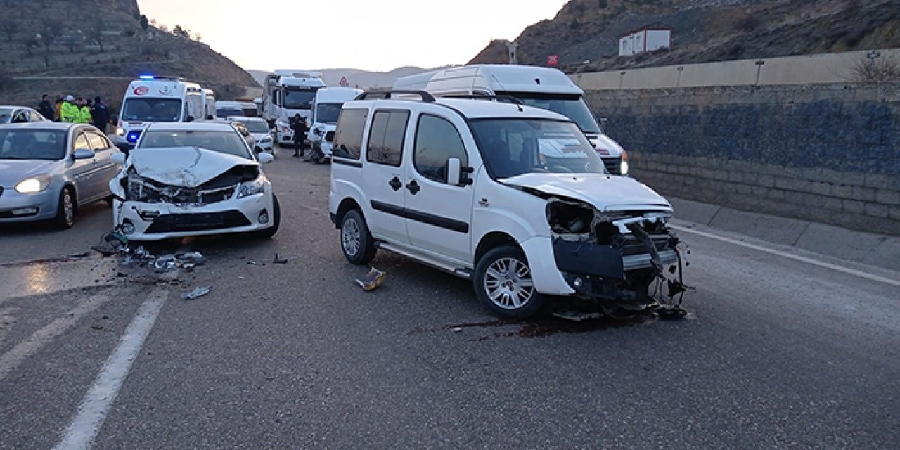 Tokat’ta zincirleme kaza: 11 yaralı