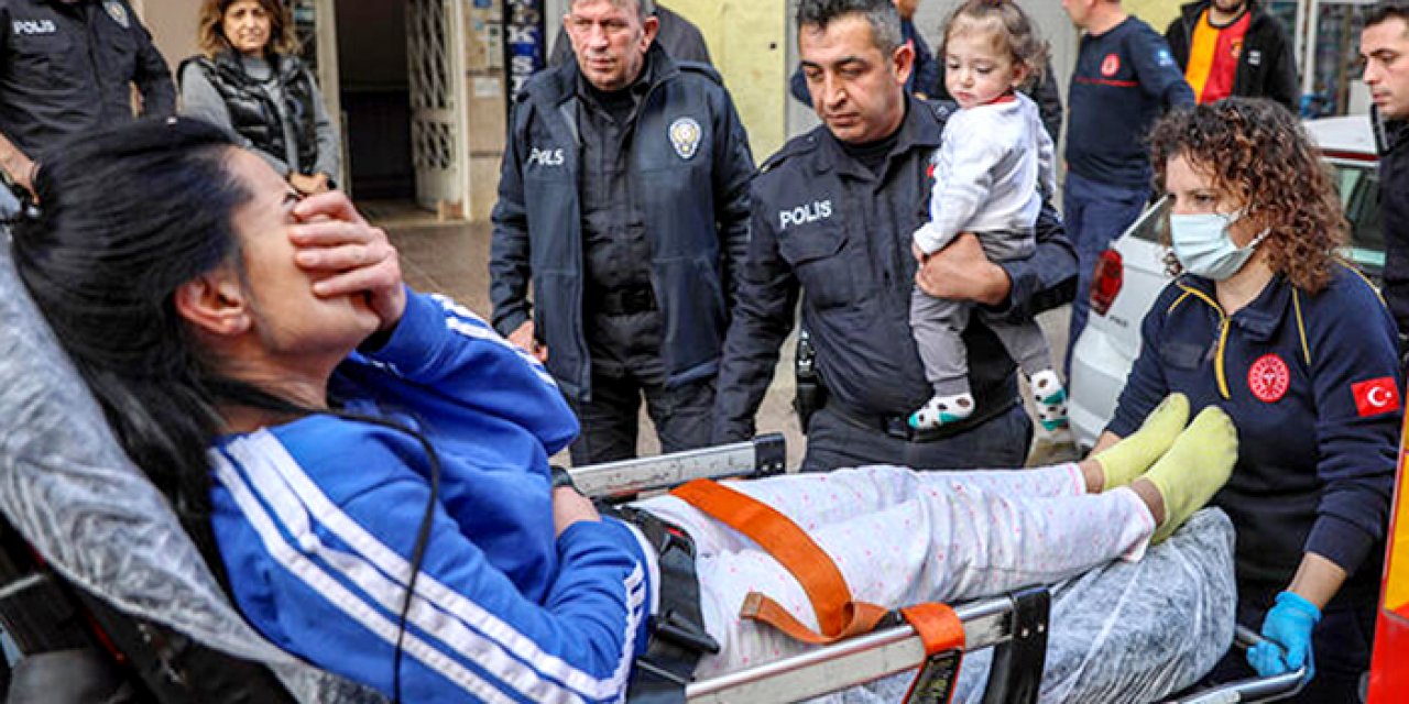 Antalya’da anne ve bebeği itfaiye kurtardı