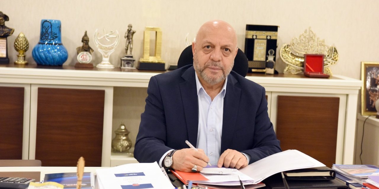 Gazeteciler mücadele içinde olmalı