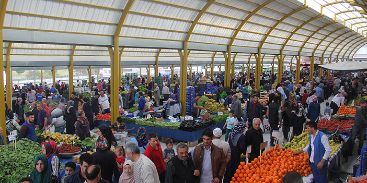 Etimesgut’a 10 kapalı pazar daha kazandırılıyor