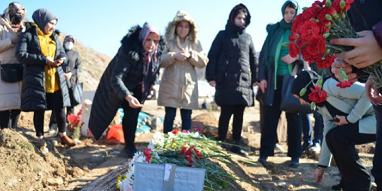 Öğrenciler zihinsel engelli Zühal’in mezarını ziyaret etti