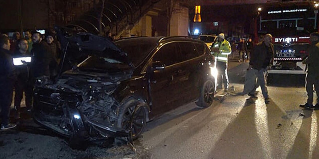 Düzce'de Otomobil ve minibüs çarpıştı: 3 yaralı