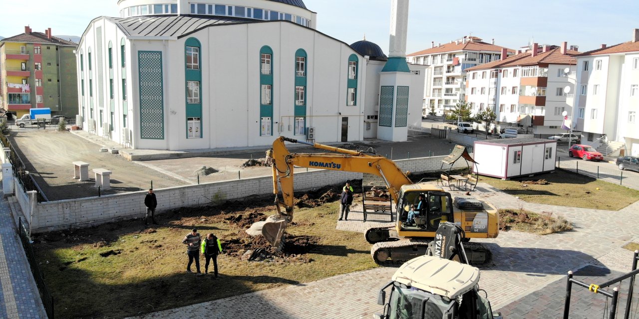 Çankırı Belediyesi ilk kazmayı vurdu